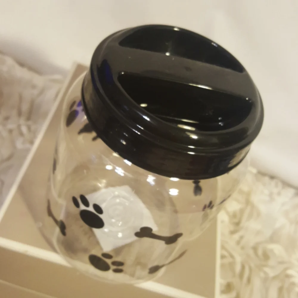 / this plastic